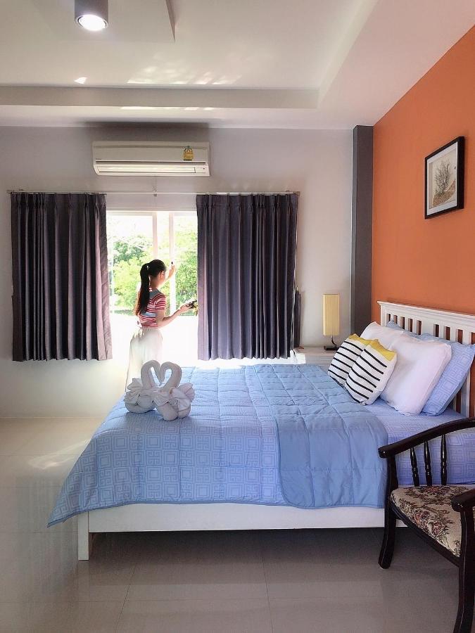 Ok Farm Resort Det Udom Bagian luar foto
