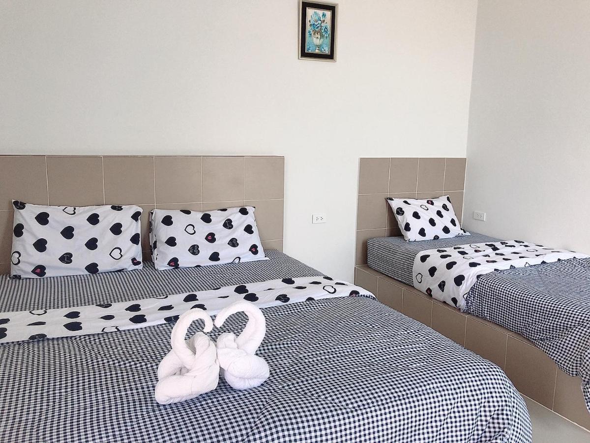 Ok Farm Resort Det Udom Bagian luar foto
