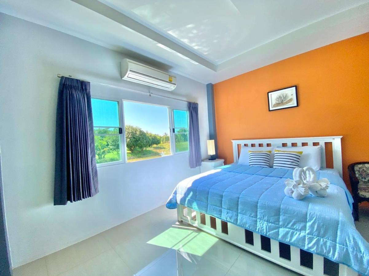 Ok Farm Resort Det Udom Bagian luar foto