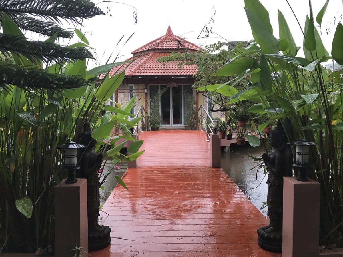 Ok Farm Resort Det Udom Bagian luar foto