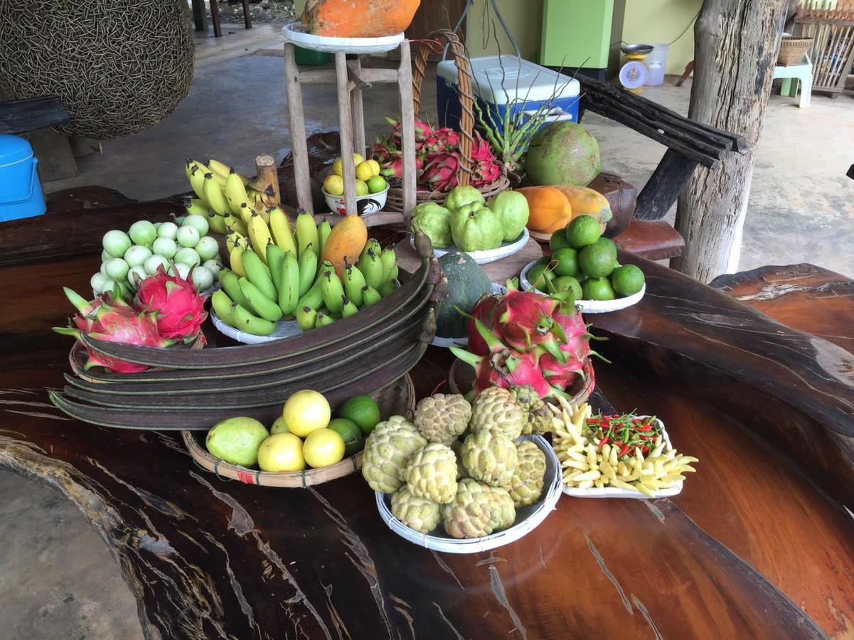 Ok Farm Resort Det Udom Bagian luar foto