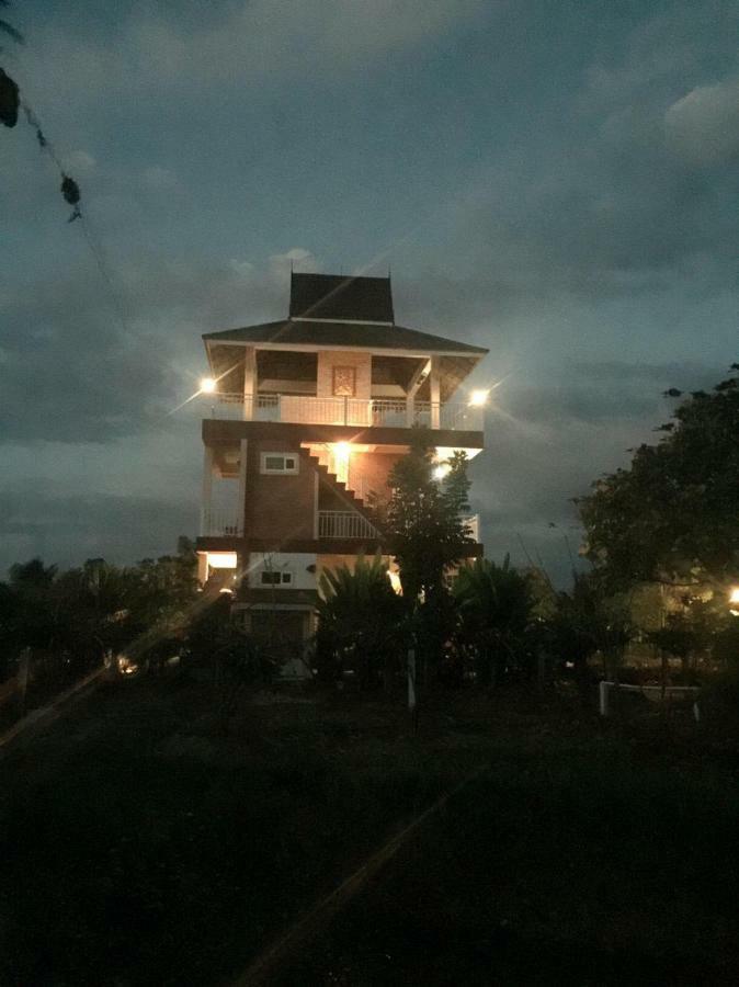 Ok Farm Resort Det Udom Bagian luar foto