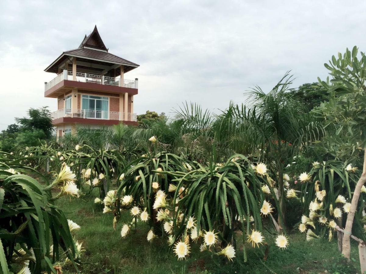 Ok Farm Resort Det Udom Bagian luar foto